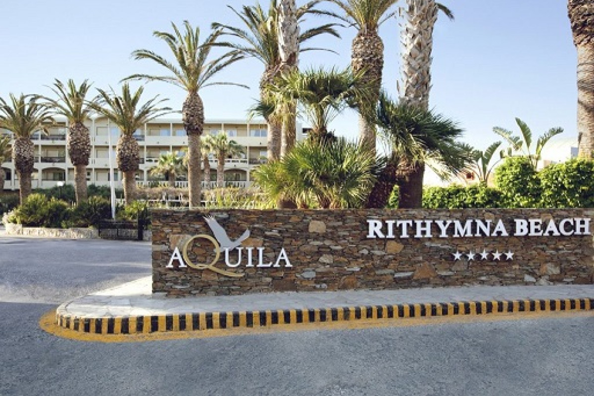 AQUILA RITHYMNA BEACH