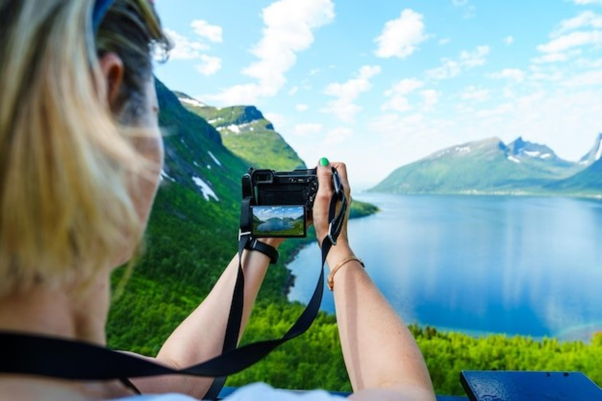 ARCTIC CIRCLE CRUISE