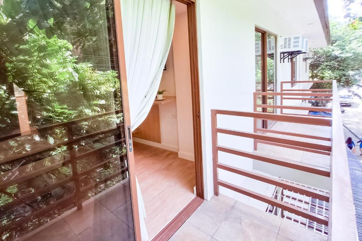 Areca Boracay Bed & Breakfast