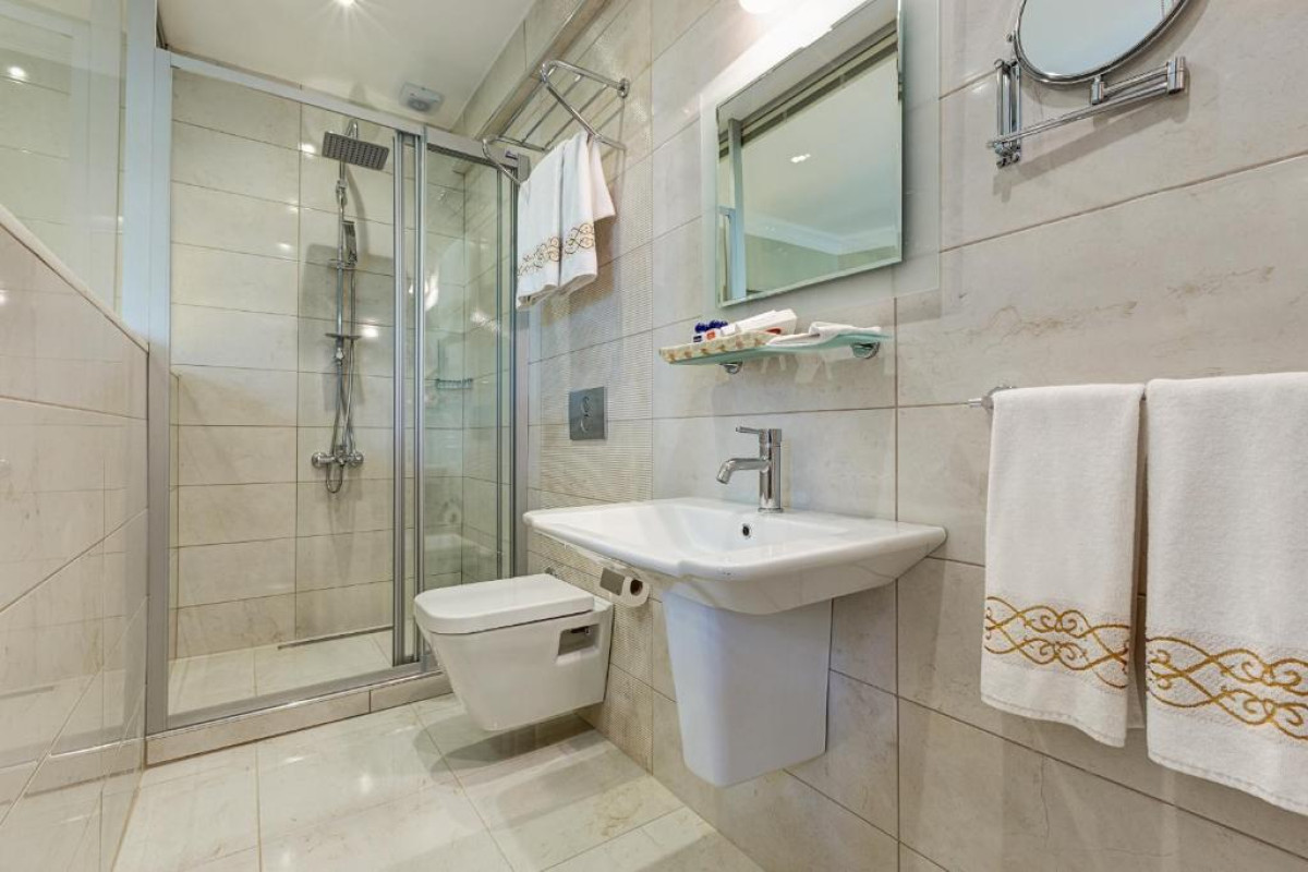ARENA HOTEL - SPECIAL CLASS