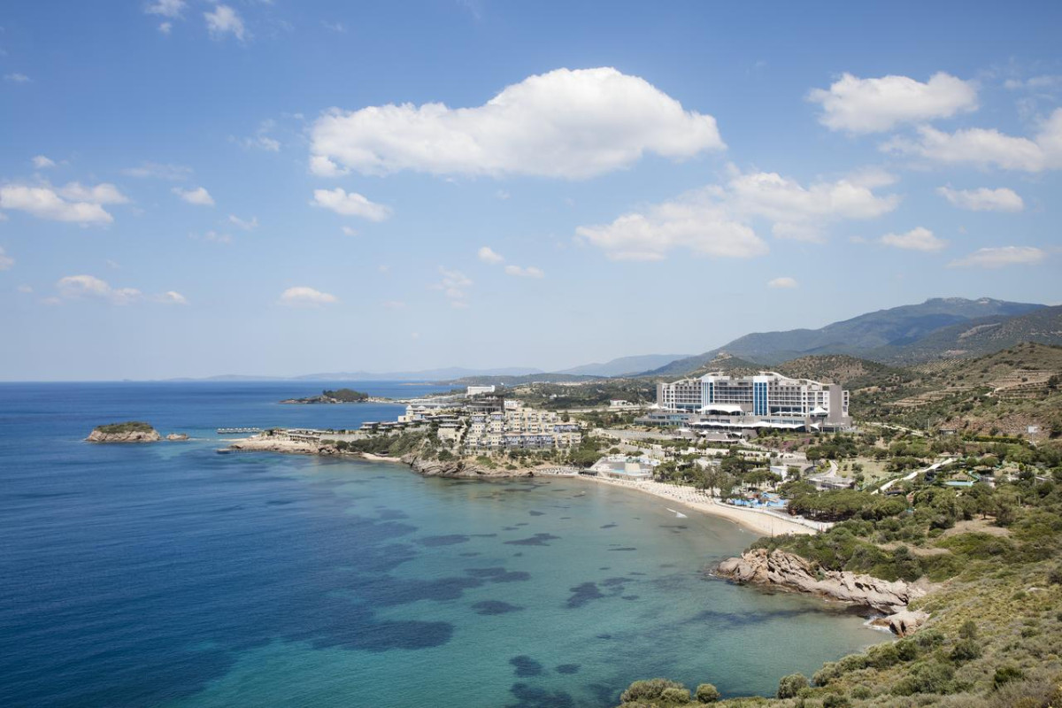 ARIA CLAROS BEACH AND SPA RESORT