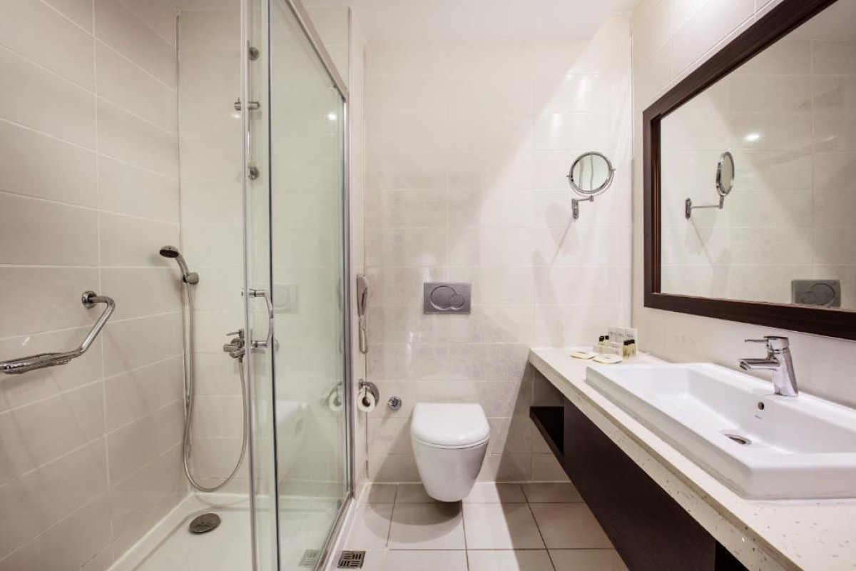 ARIA CLAROS BEACH AND SPA RESORT