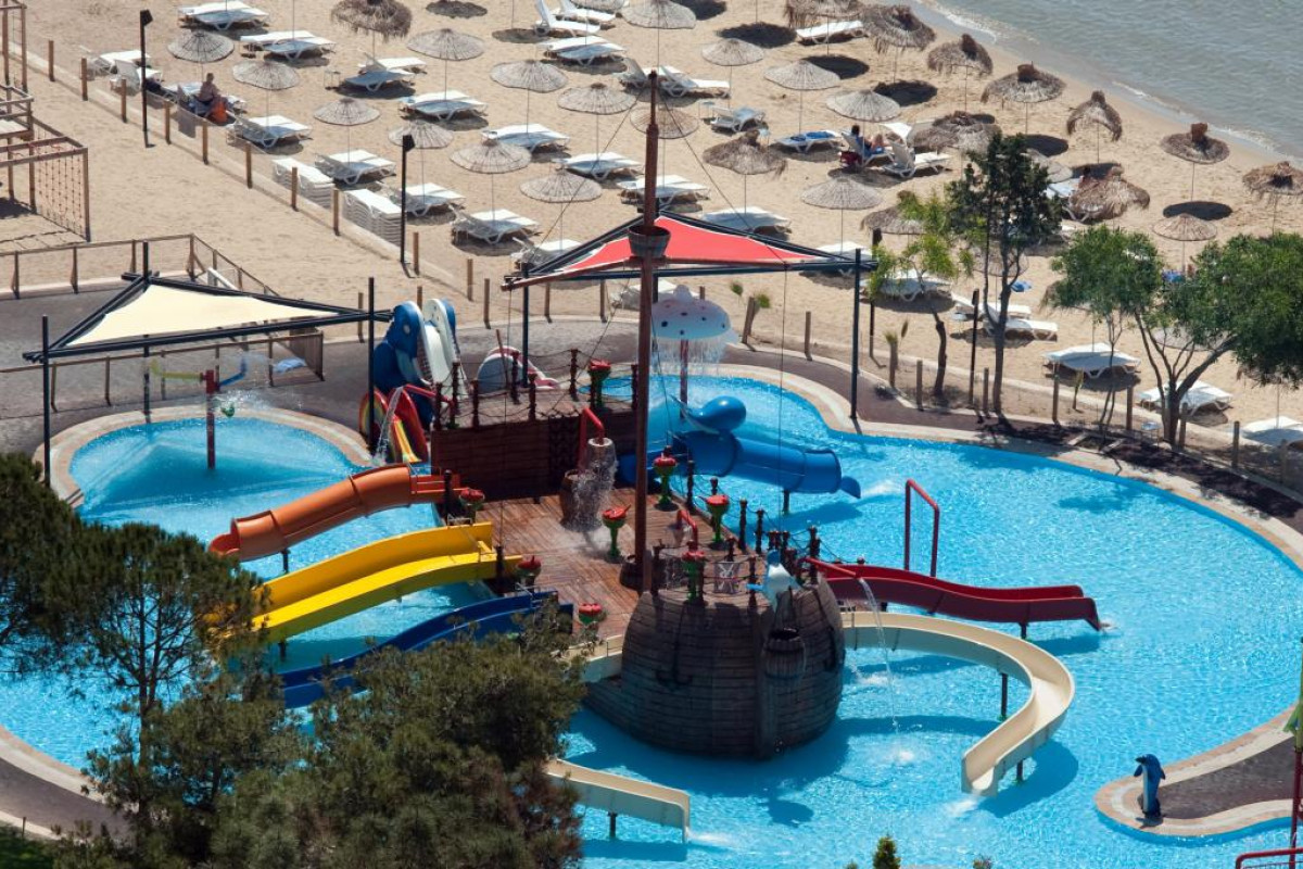 ARIA CLAROS BEACH & SPA RESORT