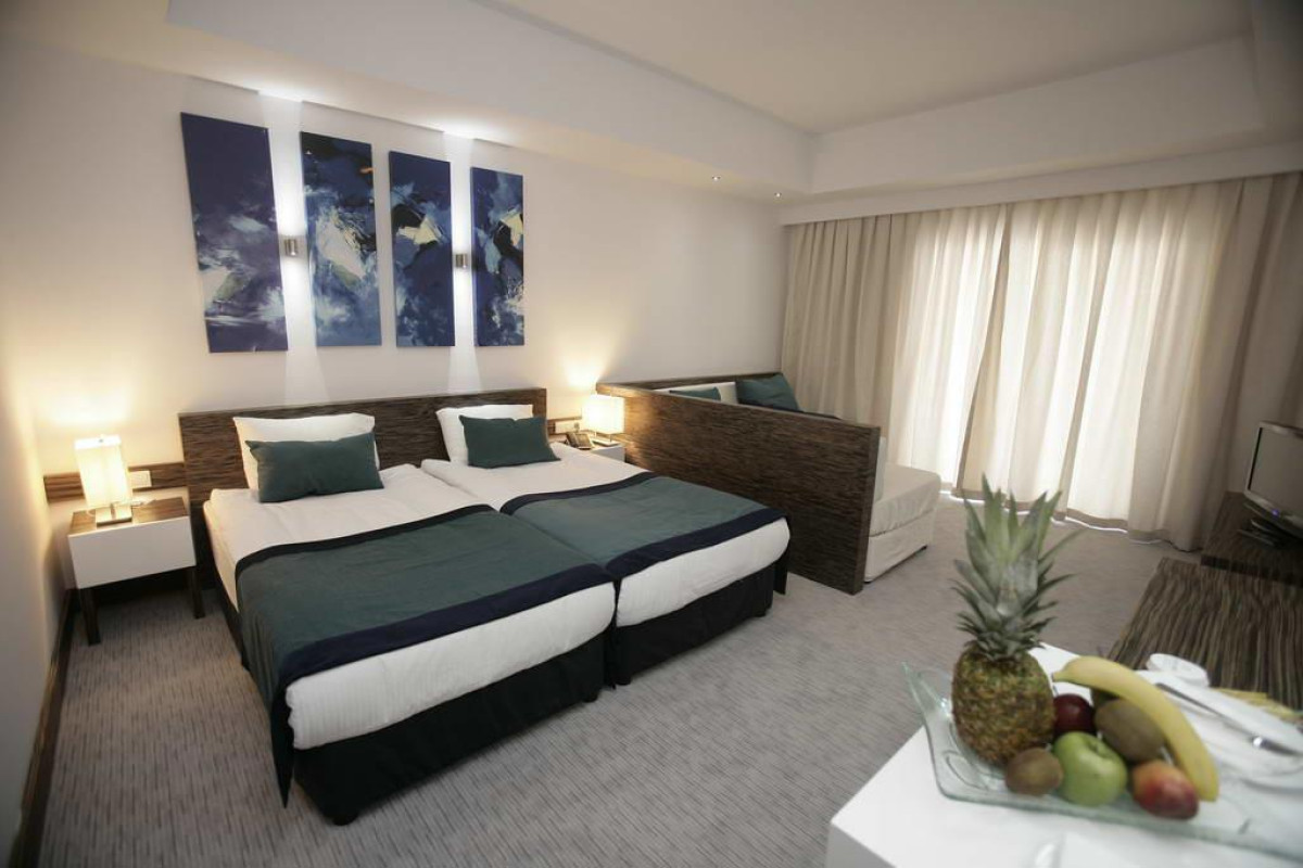 ARIA CLAROS BEACH & SPA RESORT