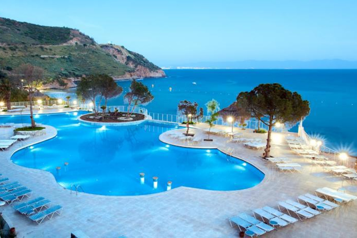 ARIA CLAROS BEACH & SPA RESORT
