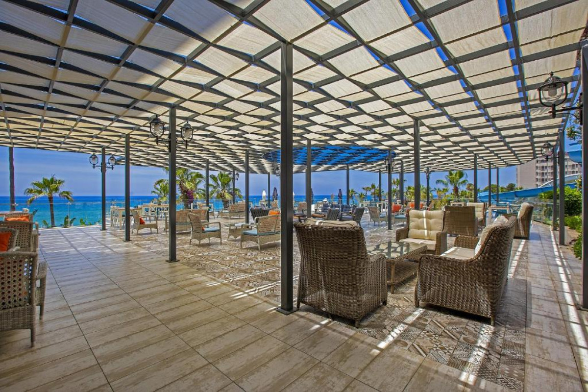 ARIA RESORT  SPA HOTEL