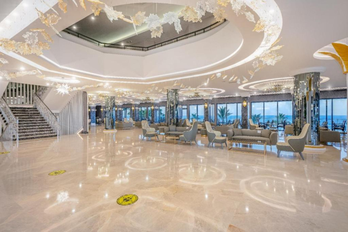 ARIA RESORT  SPA HOTEL