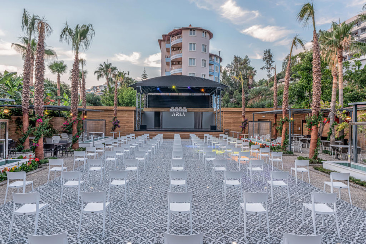 Aria Resort & Spa