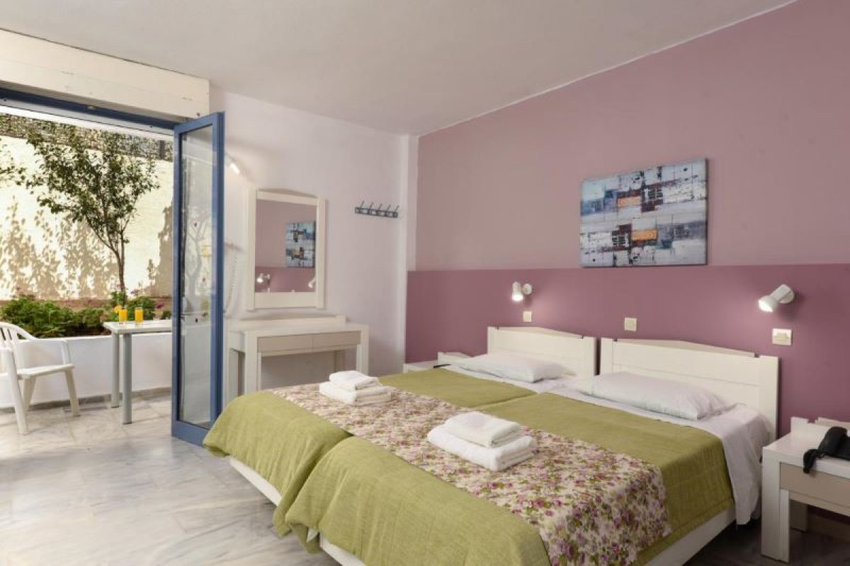 Ariadne Hotel