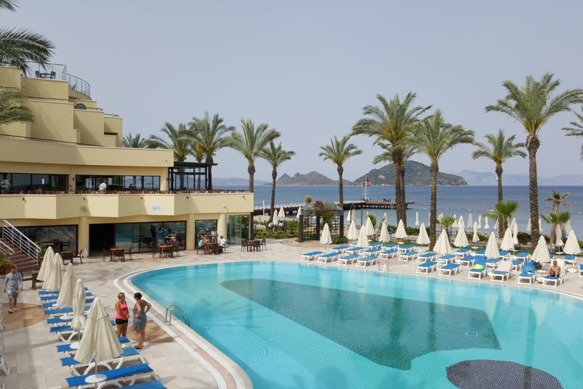 ARIN RESORT
