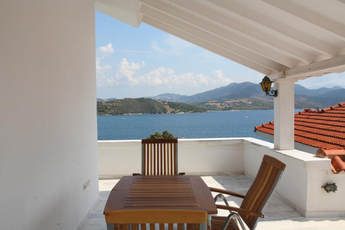 ARIS VILLAS