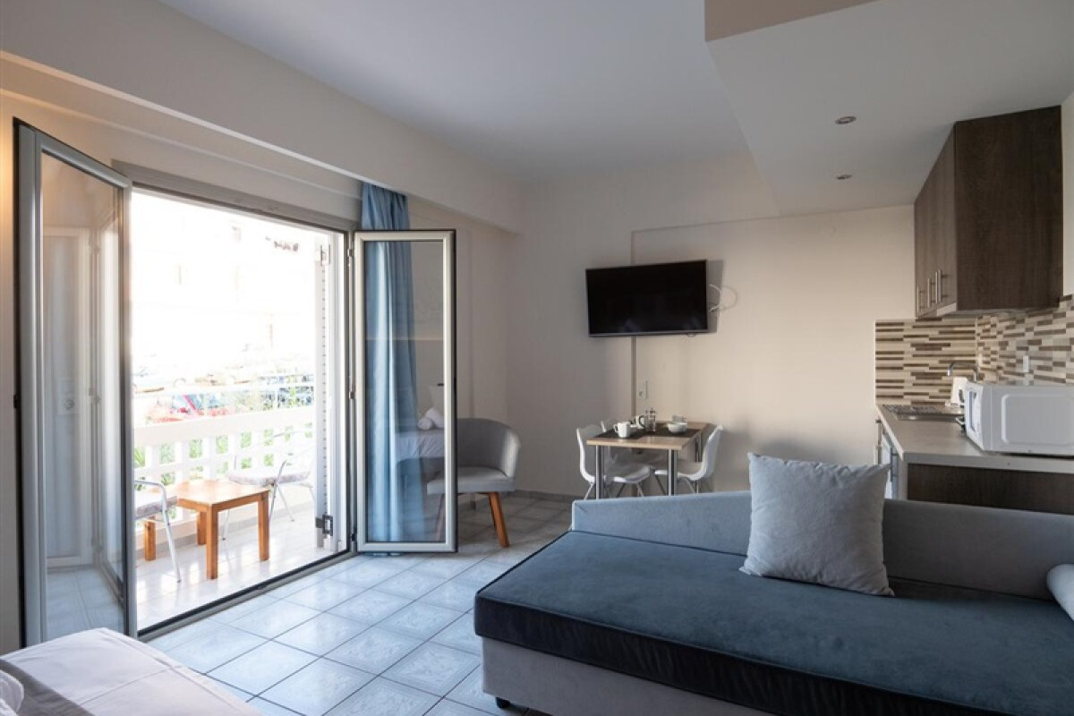 ARISTO APARTMENTS