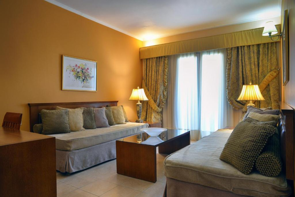 ARITI GRAND