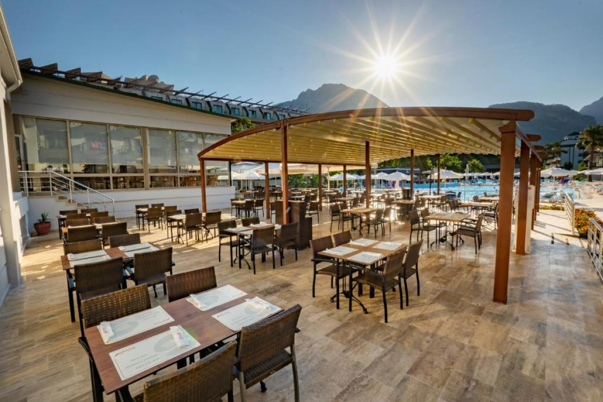 Armas Garden Hotel