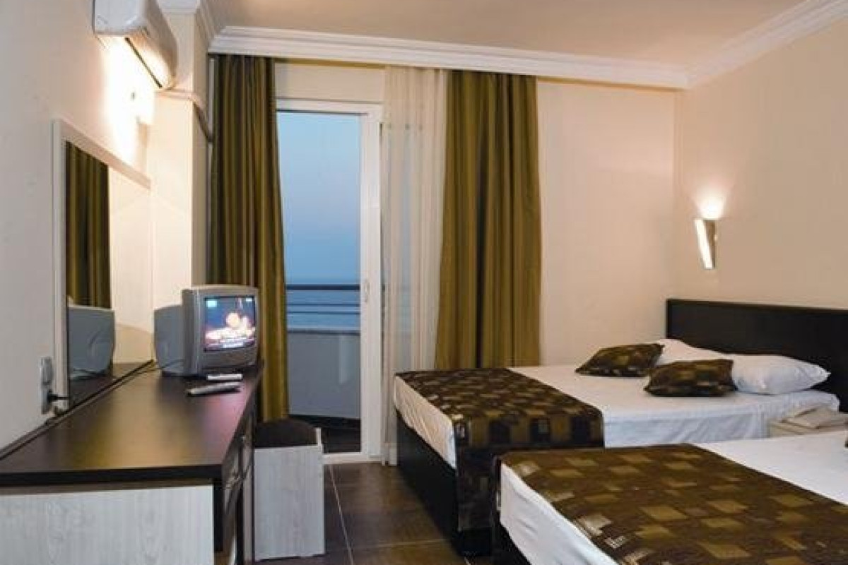 ARSI BLUE BEACH HOTEL
