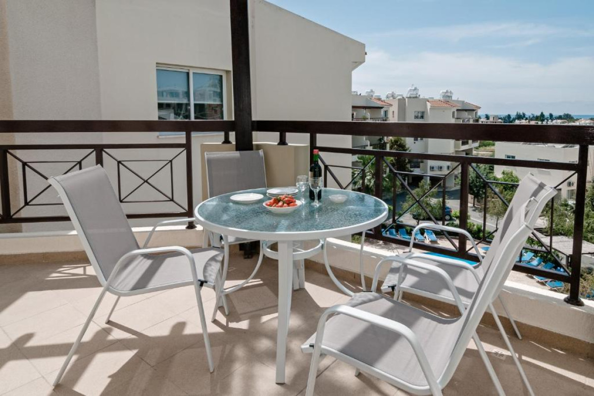 Artemis Cynthia Holiday Apartment