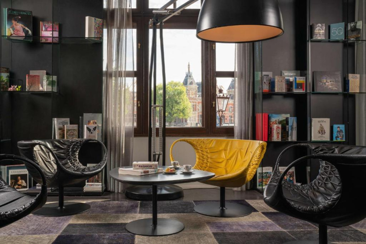 art'otel Amsterdam powered by Radisson Hotels