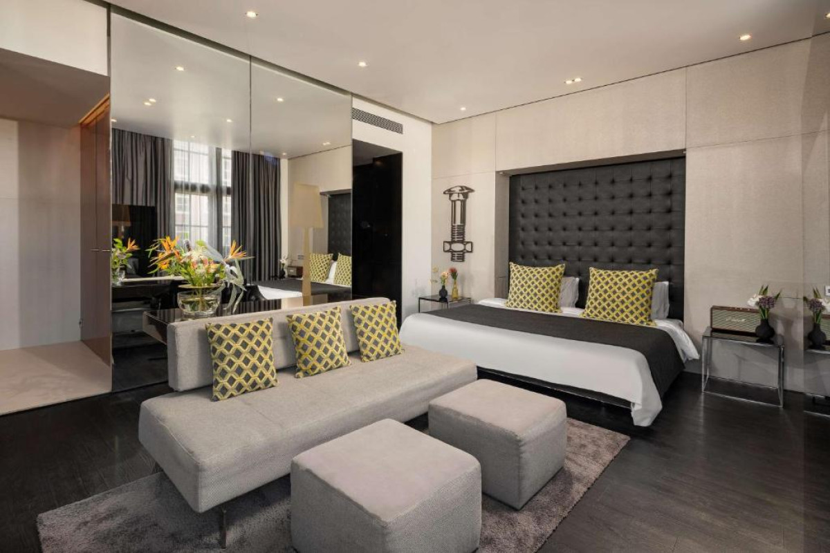 art'otel Amsterdam powered by Radisson Hotels