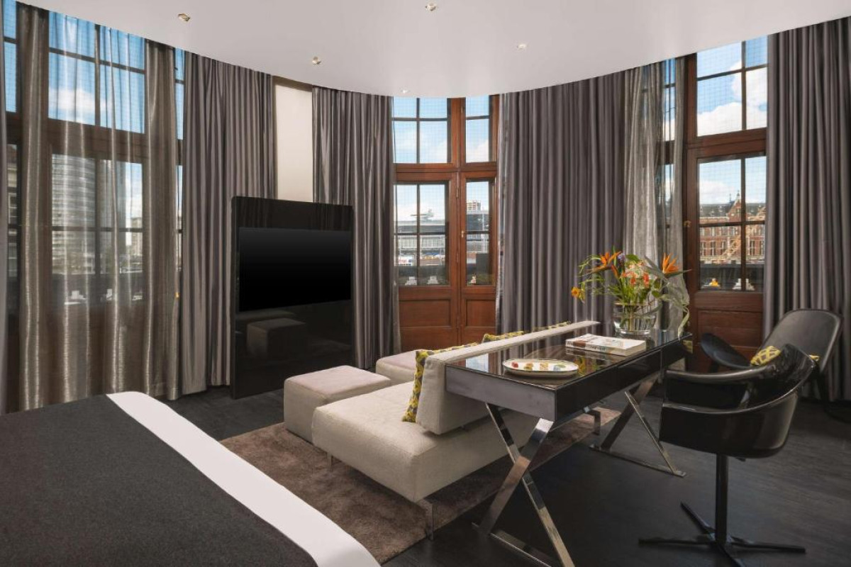 art'otel Amsterdam powered by Radisson Hotels