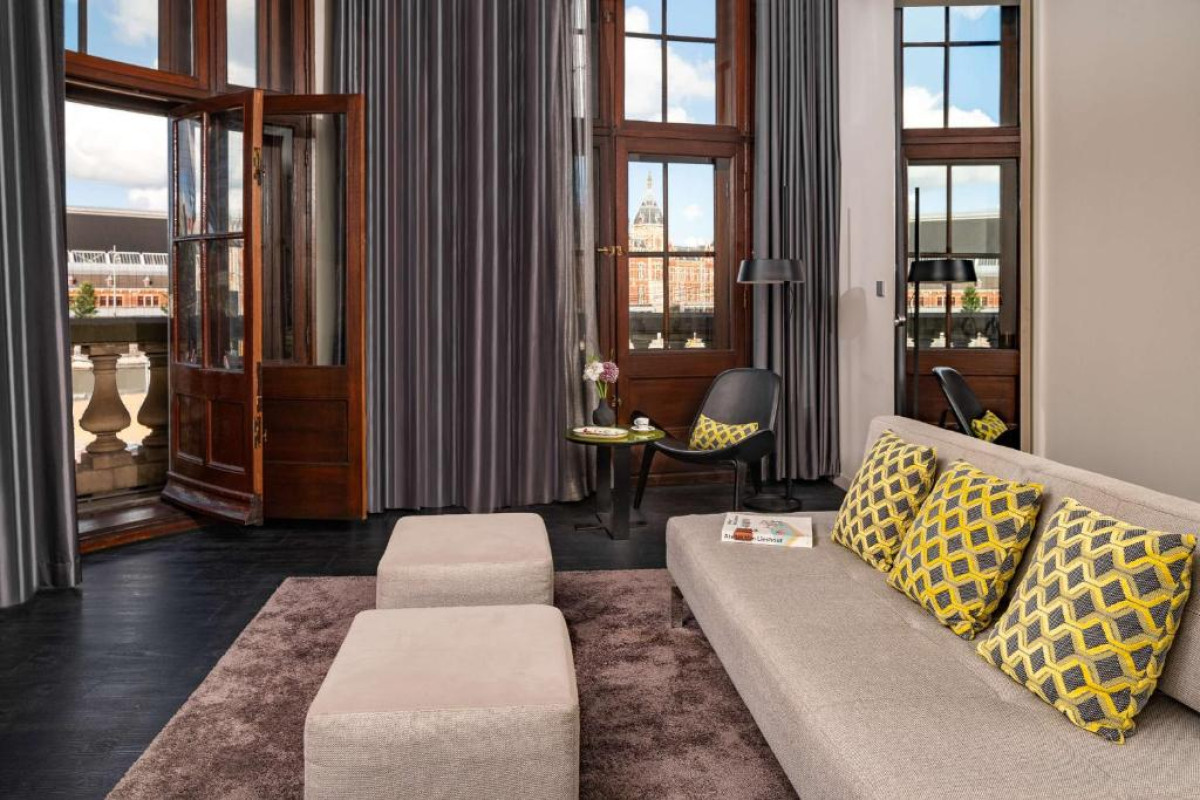 art'otel Amsterdam powered by Radisson Hotels