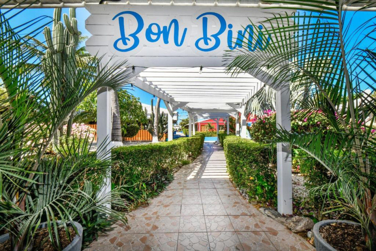Aruba Blue Village Hotel and Apartments