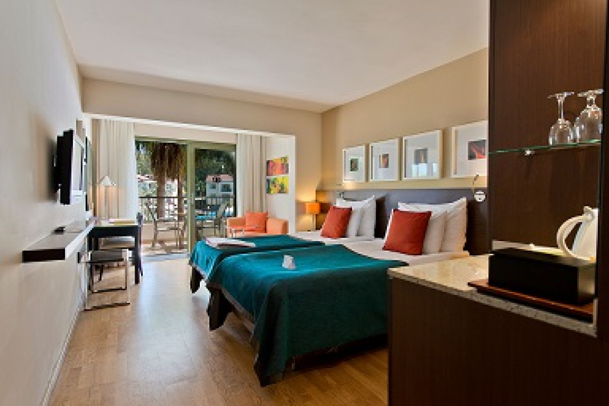 ARUM BARUT COLLECTION