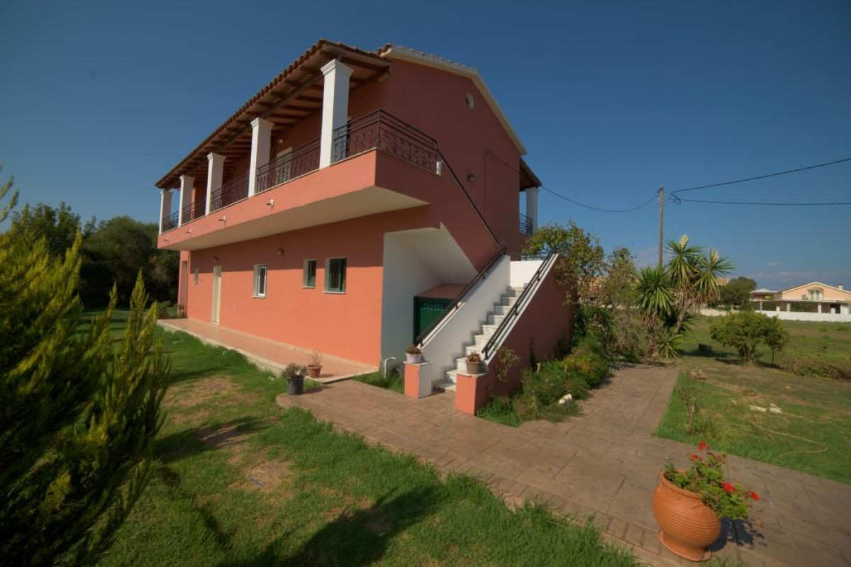 Aspasia Apartments