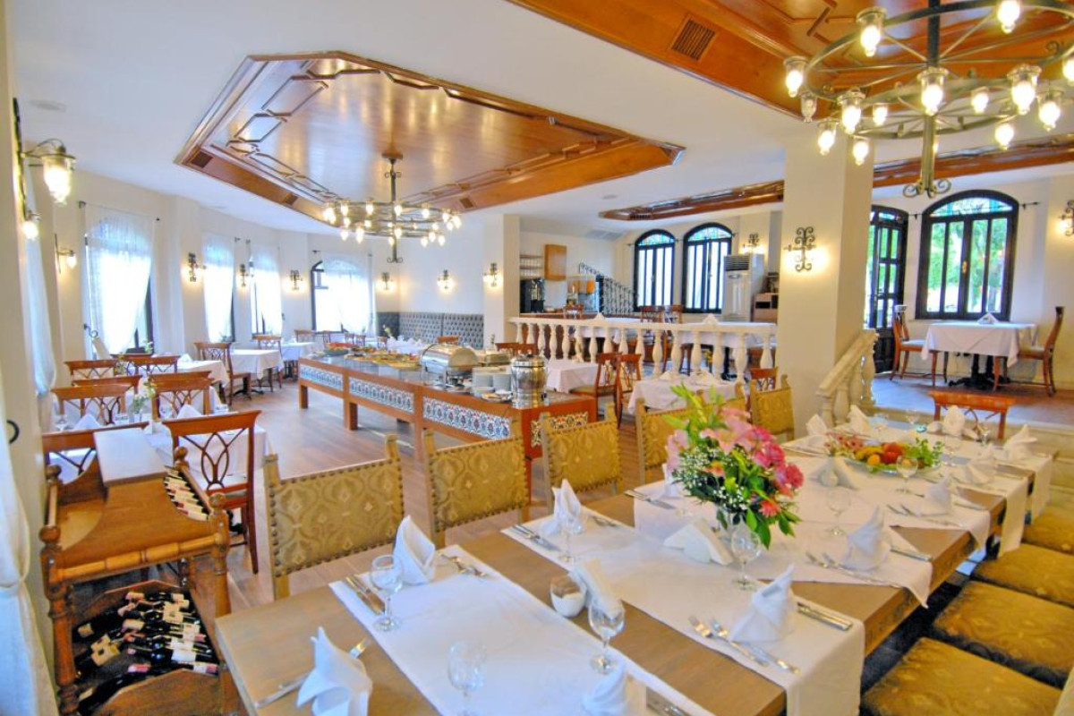 Aspen Hotel