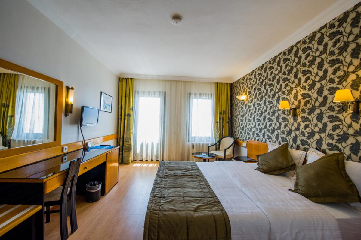 ASSOS EDEN GARDENS HOTEL