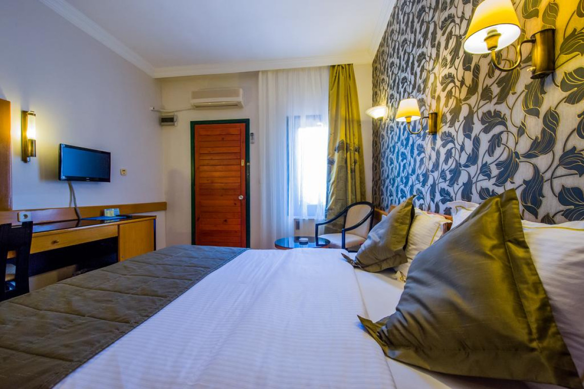 ASSOS EDEN GARDENS HOTEL