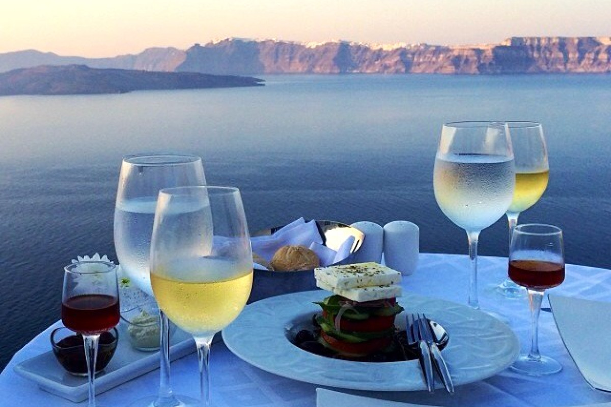 Astarte Suites