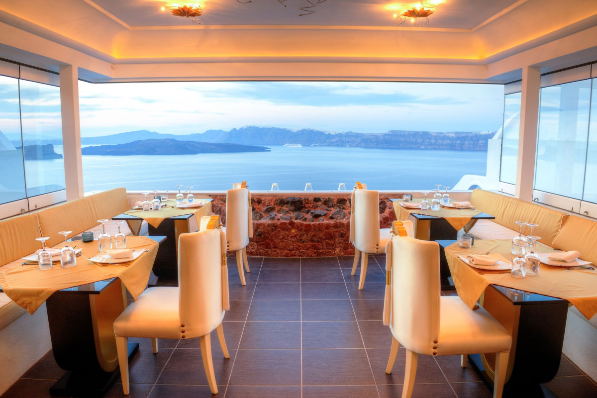 Astarte Suites Santorini
