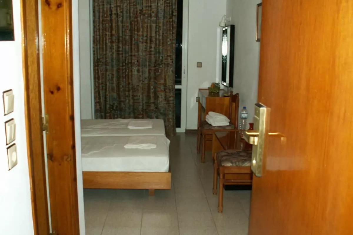 ASTERIAS BAY HOTEL