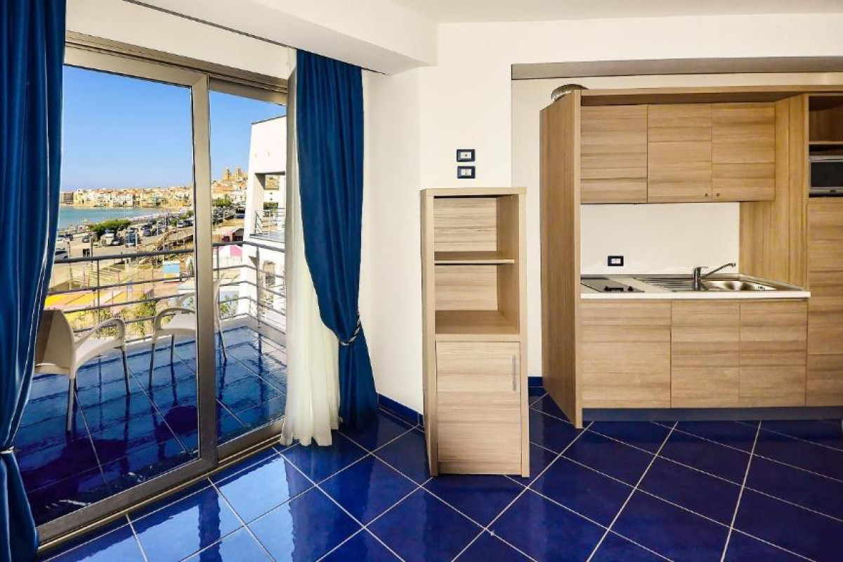 Astro Suite Hotel