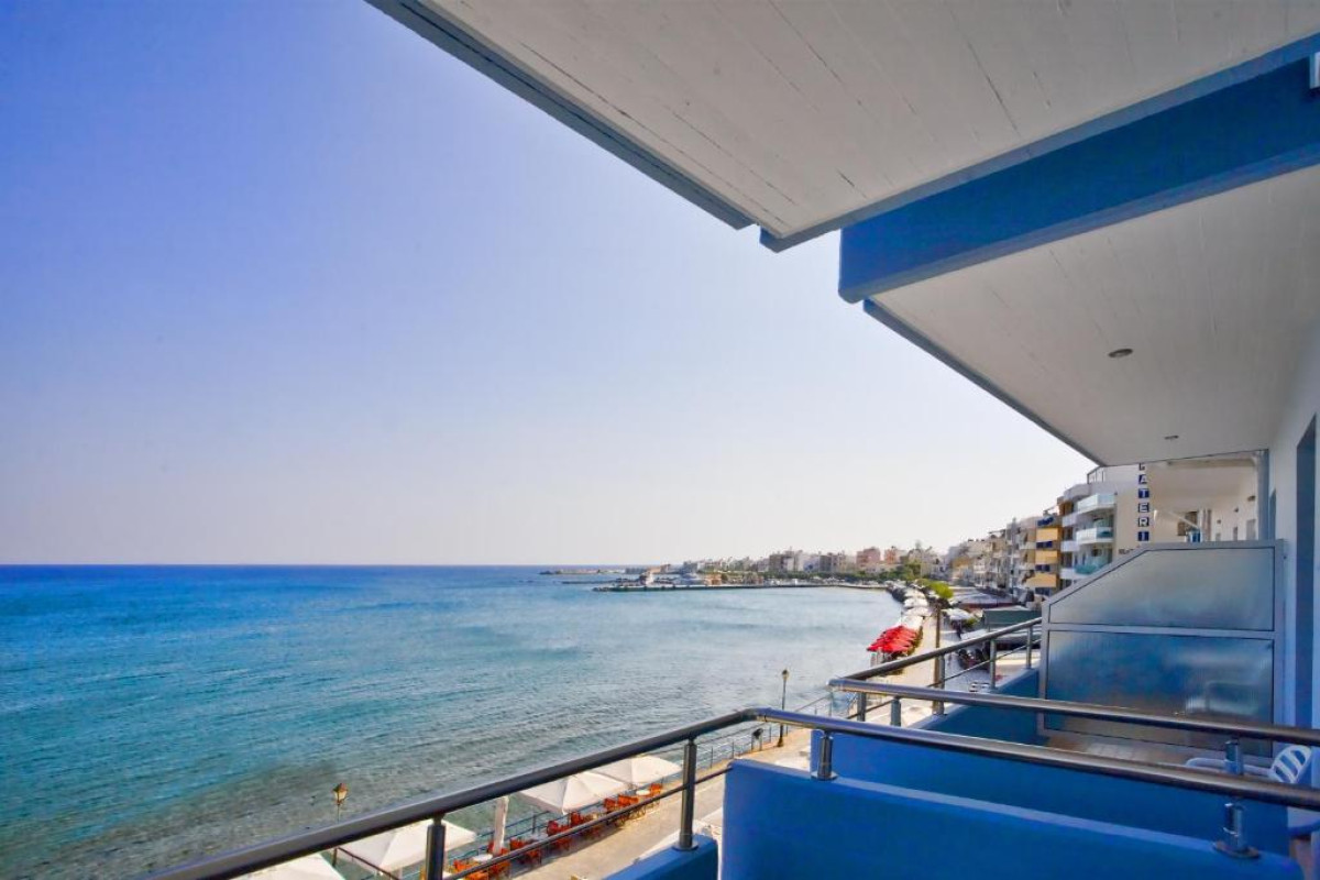 Astron Hotel