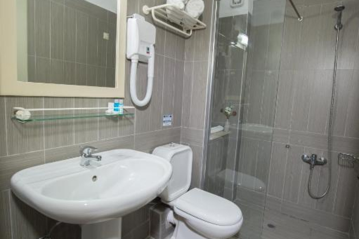 Astron Hotel