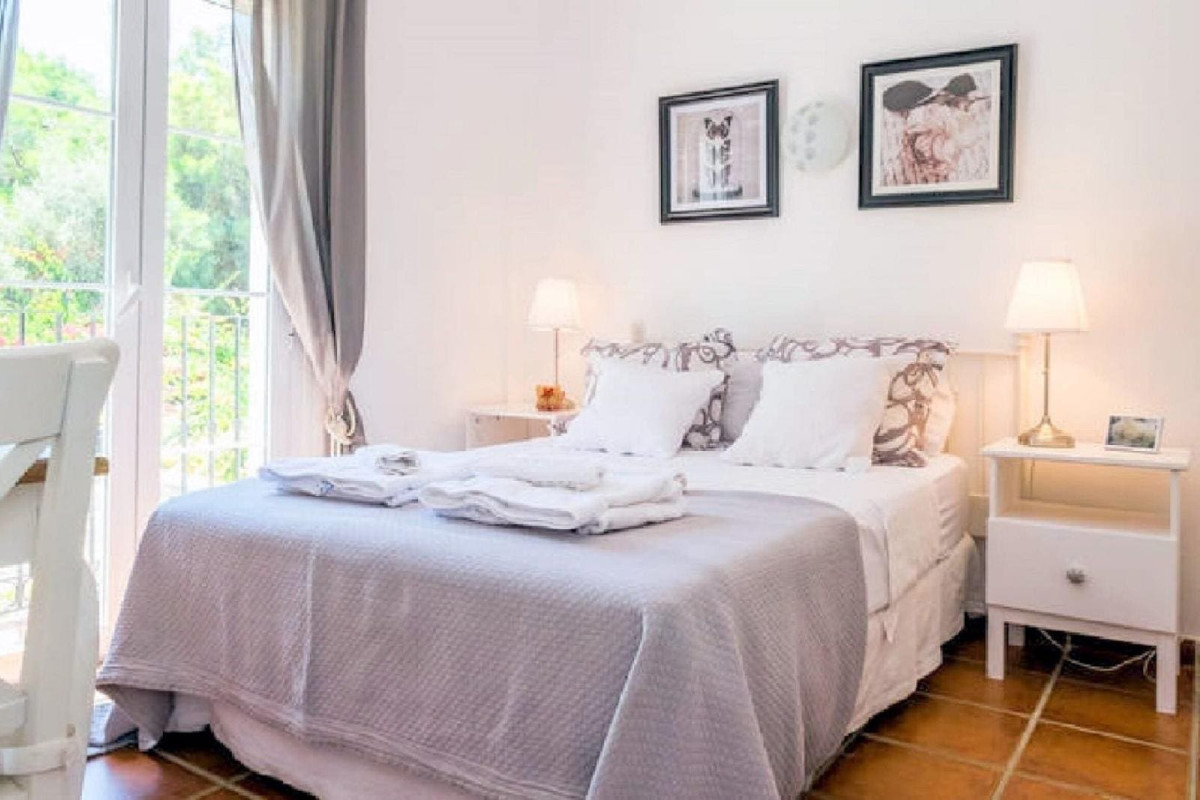 At Home Malaga Stay & Solo Travellers