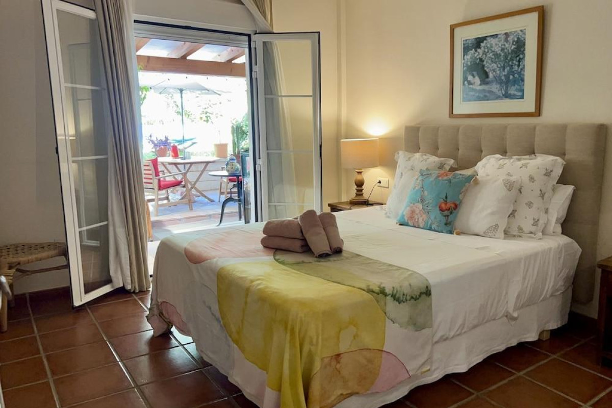 At Home Malaga Stay & Solo Travellers