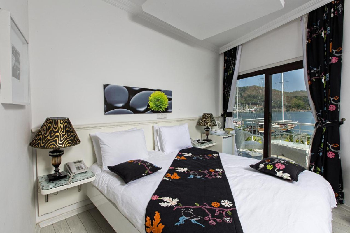 ATAPARK HOTEL