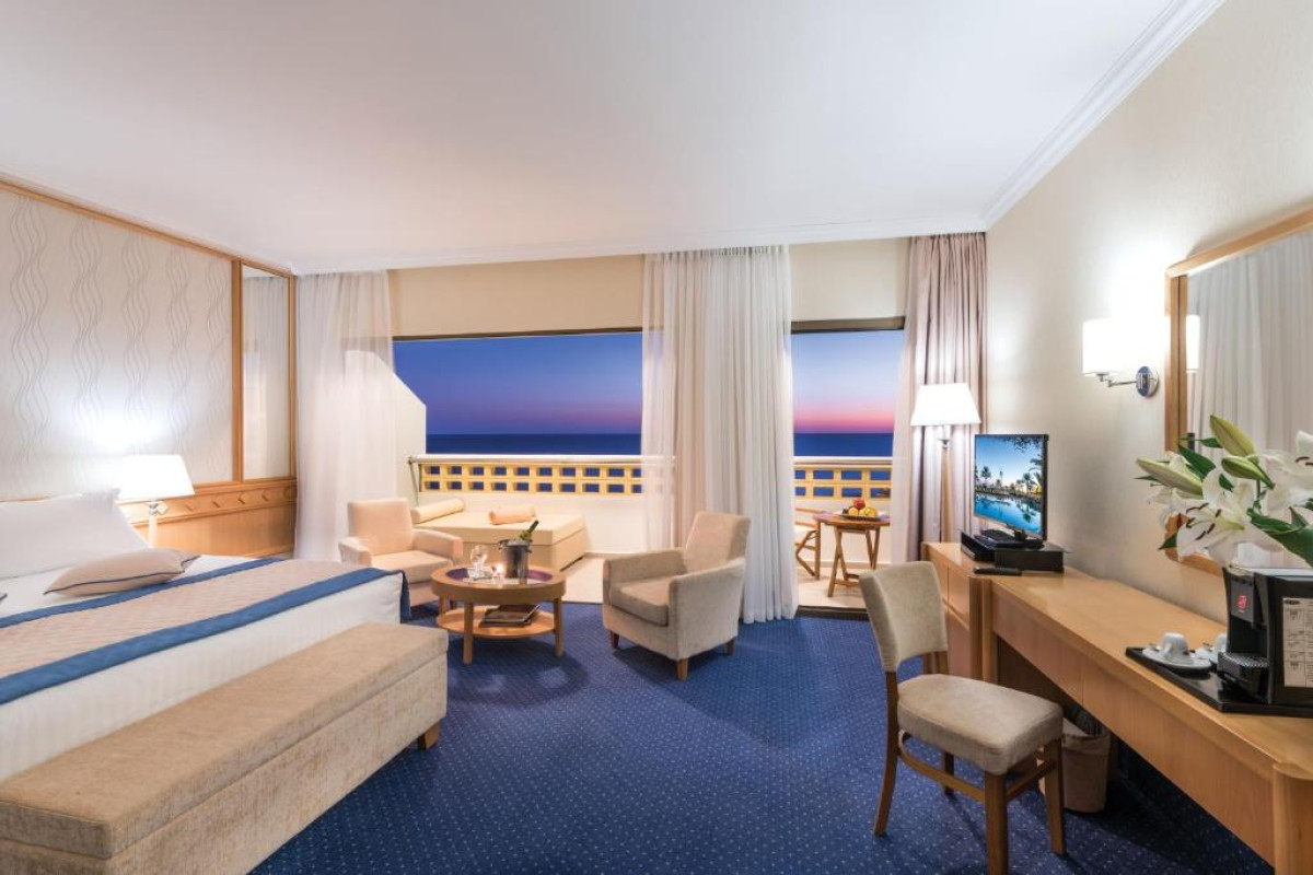 Athena Royal Beach Hotel