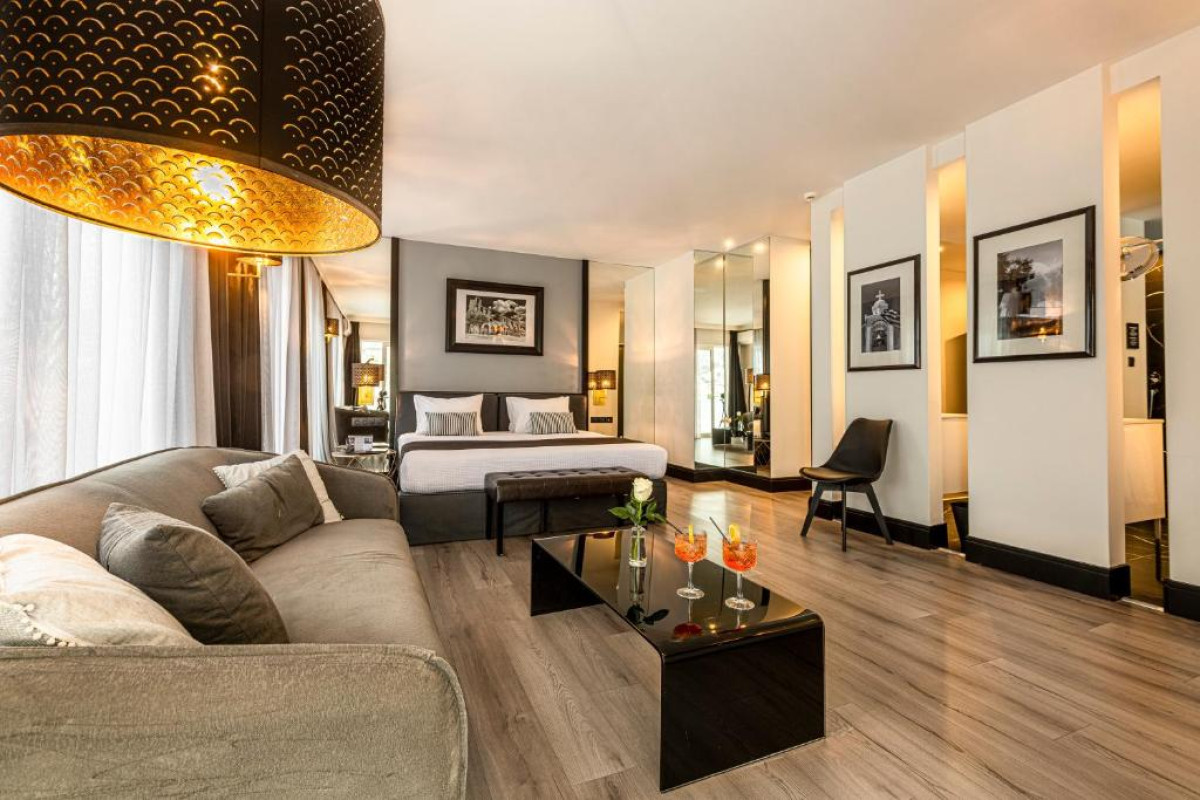 Athenian Riviera Hotel& Suites