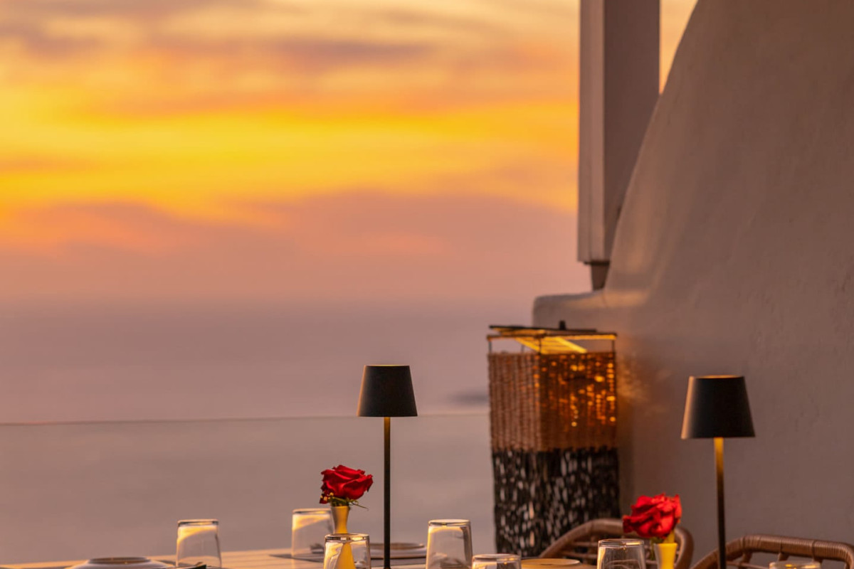 Athermi Suites Santorini