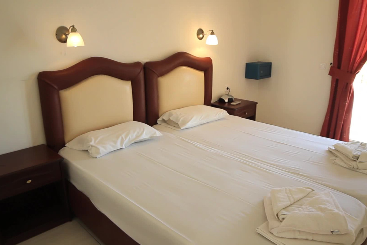 Athina Aparthotel