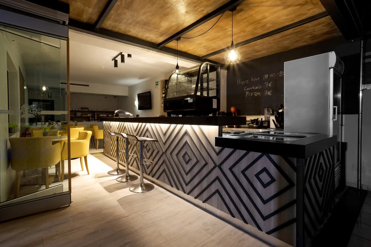 ATHINA BEACH HOTEL