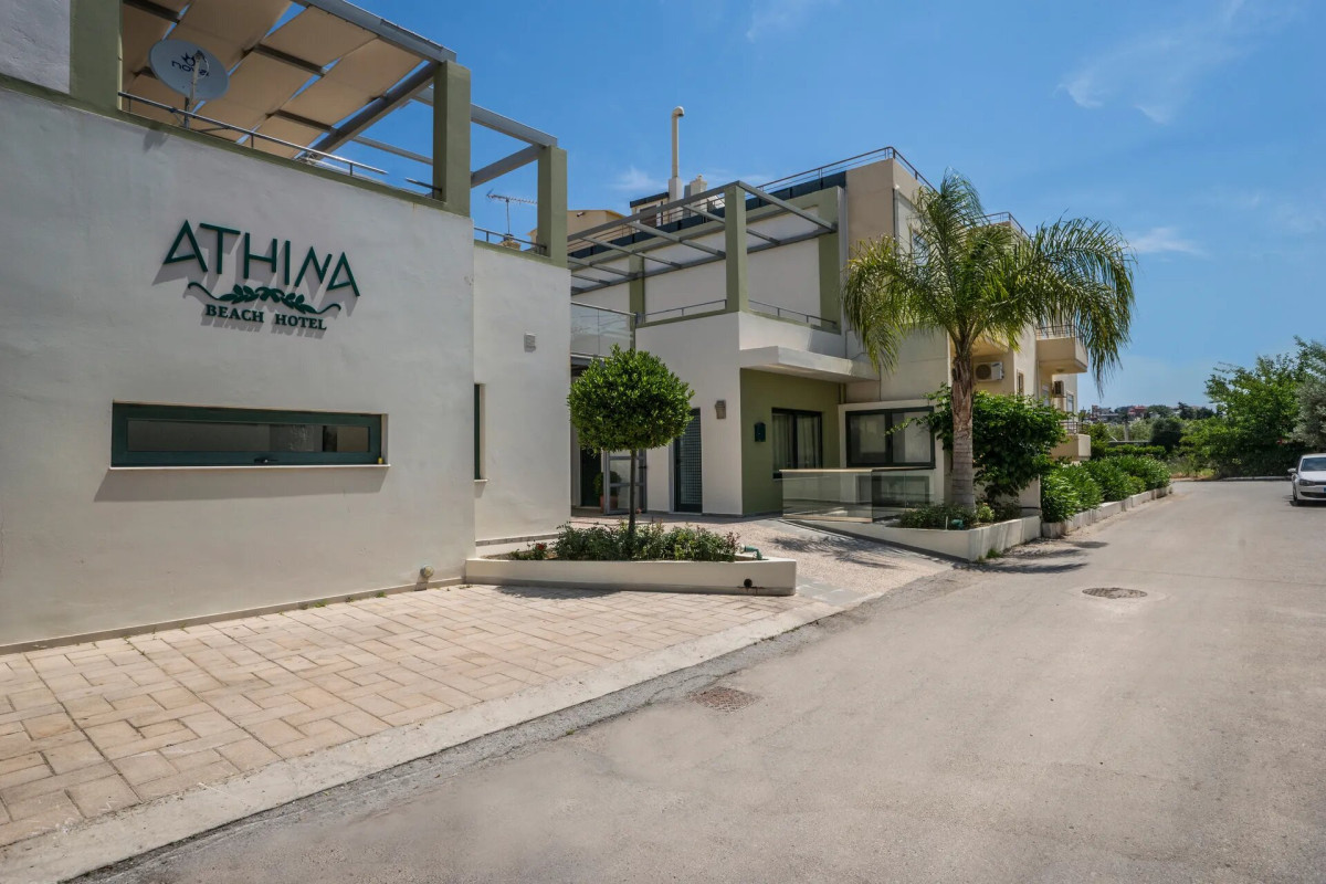 ATHINA BEACH HOTEL