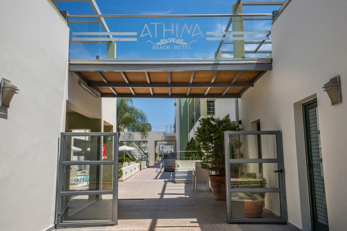 ATHINA BEACH HOTEL