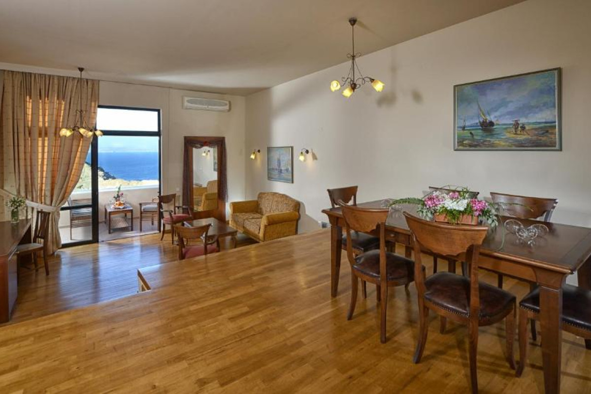 Athina Palace Resort and Spa