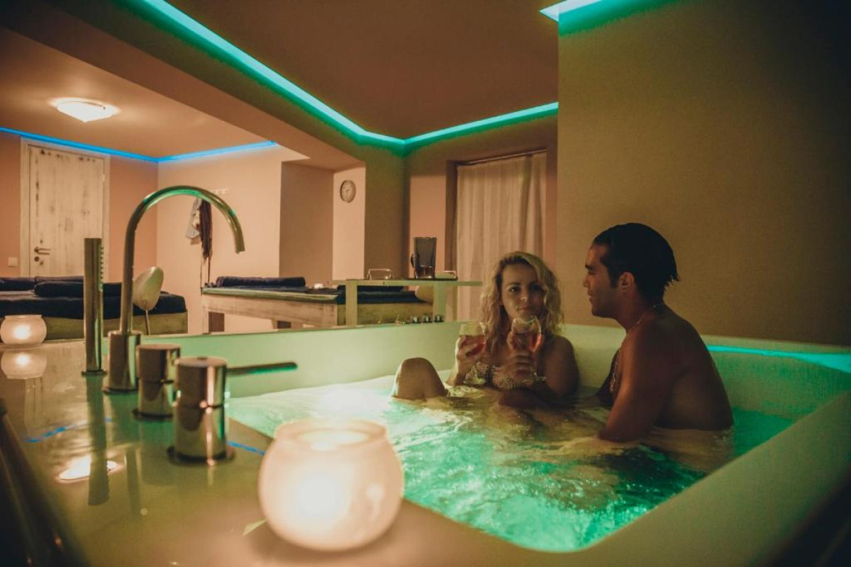 Athina Palace Resort and Spa