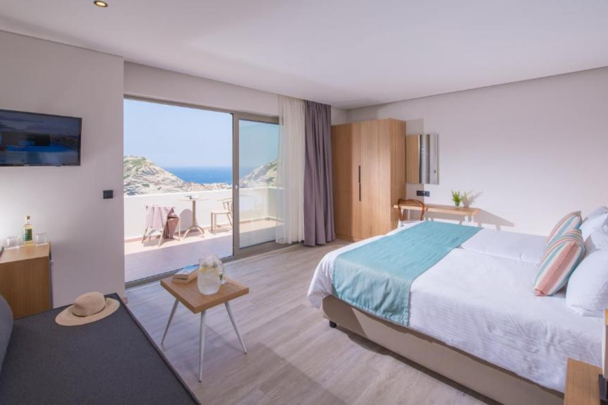 Athina Palace Resort and Spa