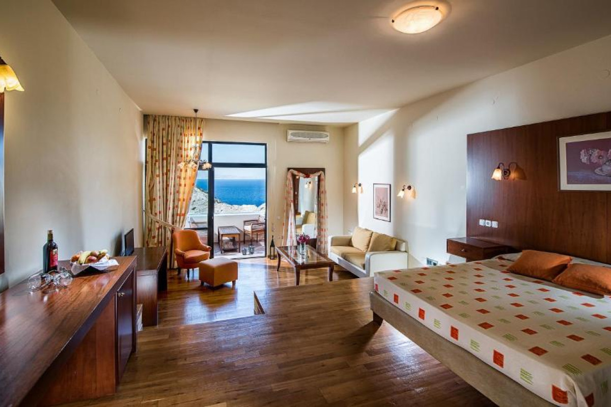 Athina Palace Resort and Spa